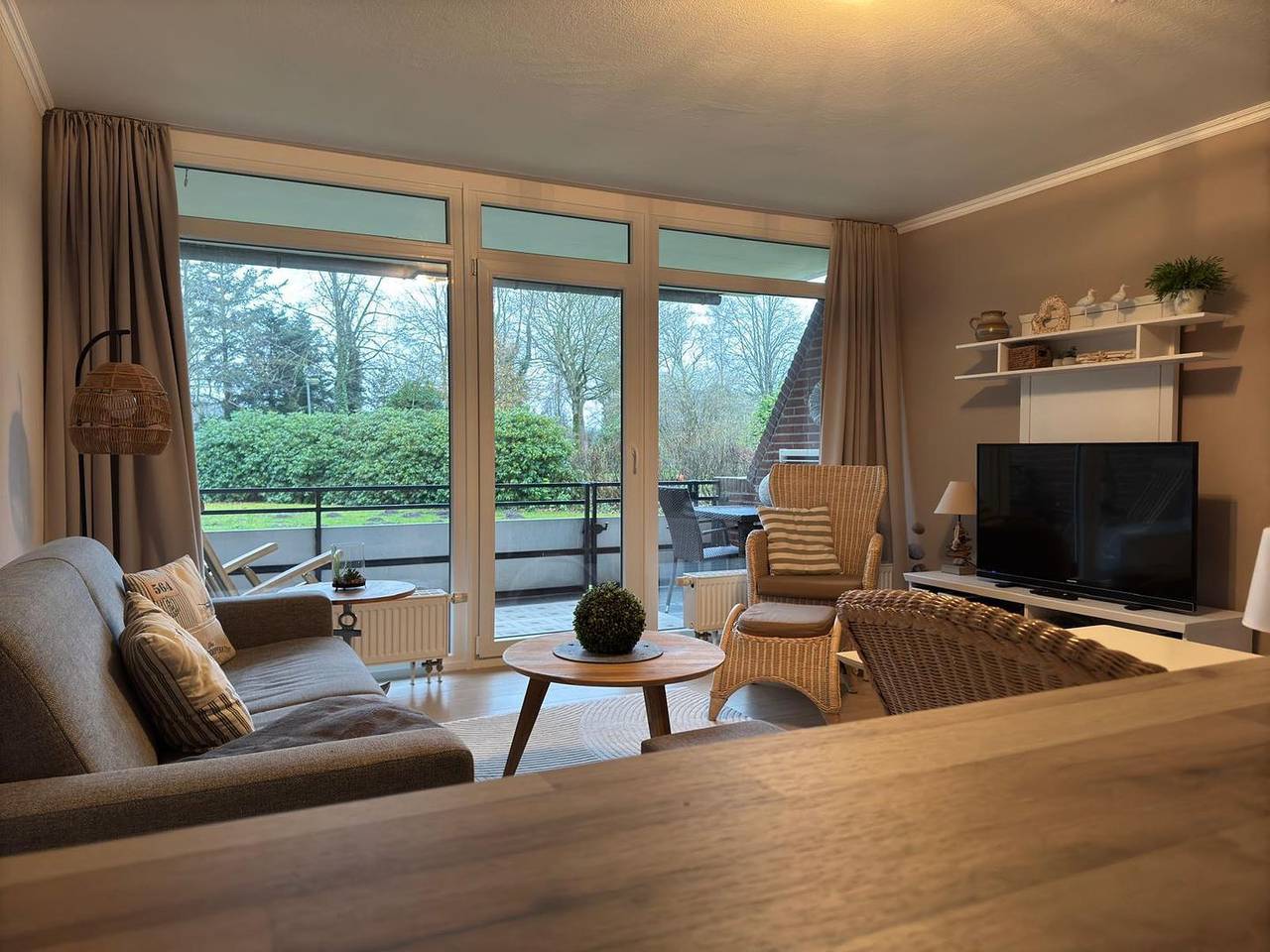 Ganze Wohnung, Simon Dangast - geschmackvoll eingerichtete Ferienwohnung in Varel, Metropolregion Bremen-Oldenburg