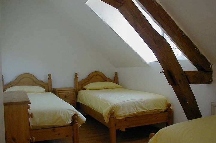 Location de vacances pour 9 personnes, avec jardin et terrasse à Fyé - 4