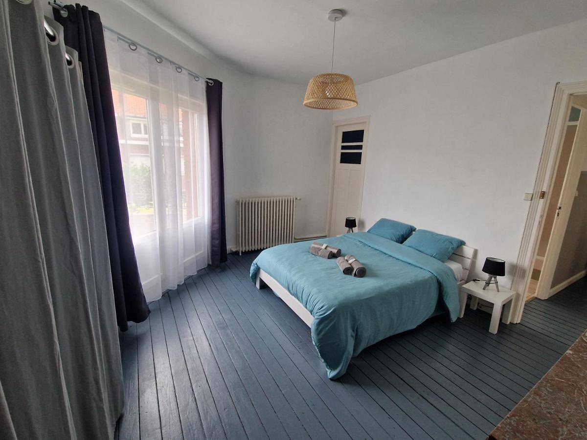 Appartement entier, Spacieux duplex familial proche Dunkerque et plage in Coudekerque-Branche, Côte des dunes de Flandres