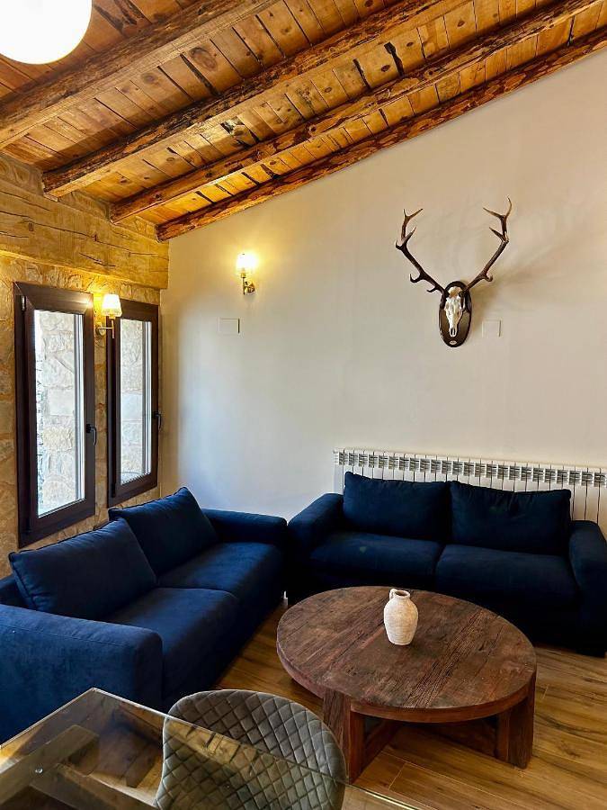 Casa rural para 8 personas, con balcón y vistas - 1