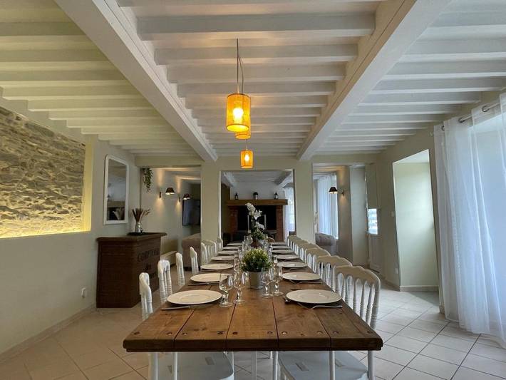 Location de vacances pour 15 personnes à Saint-Pierre-de-Semilly