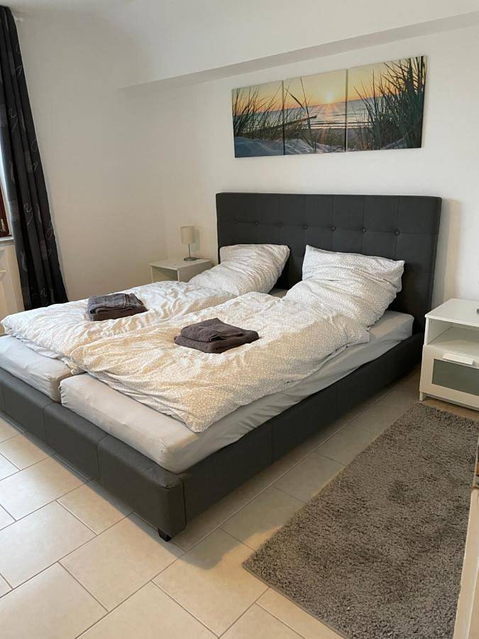 Ganze Wohnung, Two-Bedroom Apartment in Wesel, Niederrhein