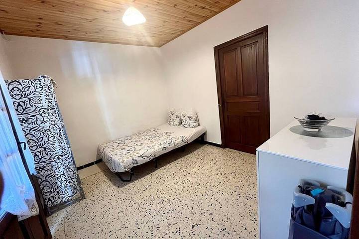 Location de vacances pour 14 personnes, avec jardin, animaux acceptés à Molières-sur-Cèze - 2