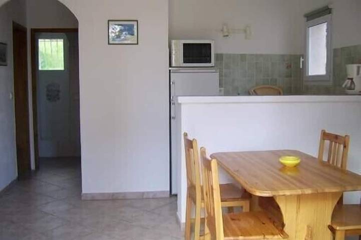 Gîte pour 4 personnes, avec jardin et piscine à Porto-Vecchio - 3