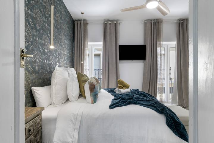 Room 'Suite Diamante' with Mountain View, Shared Terrace and Wi-Fi in Alcalá del Valle, Pueblos Blancos