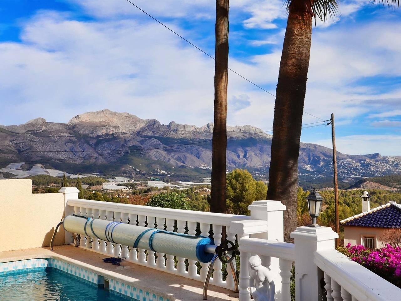 Moderne Villa mit privatem Pool, Klimaanlage und Wi-Fi in Altea in El Captivador, la Nucia
