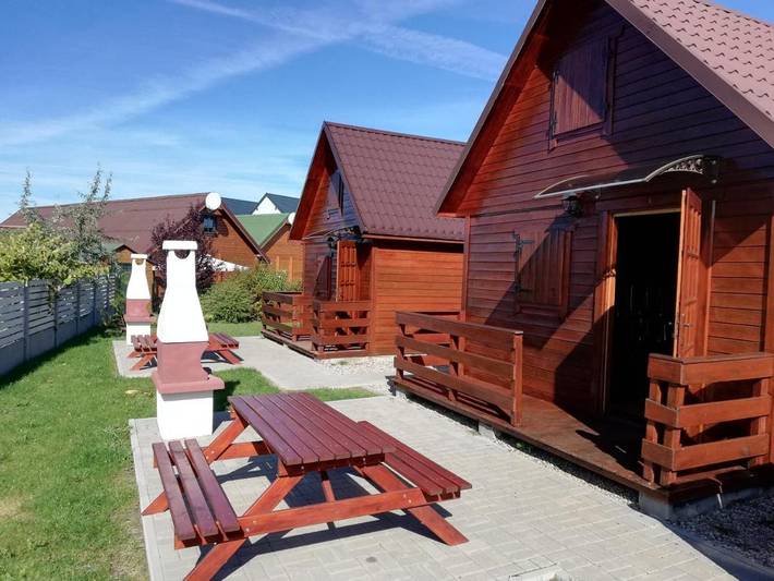 Domek letniskowy dla 4 osób, z ogród i taras, Dla rodziny w Rewal
