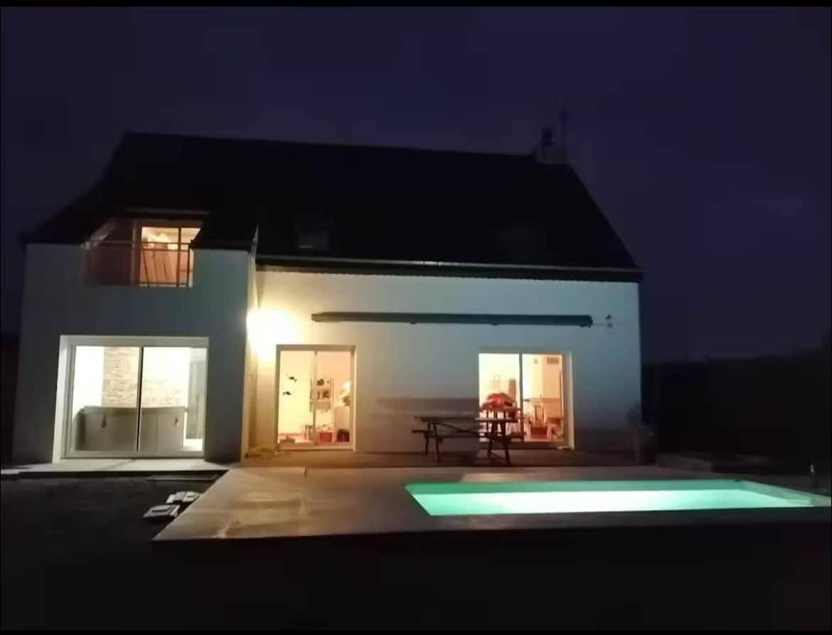 Villa bord de mer avec piscine couverte, jacuzzi in Pénestin, Côte des Mégalithes