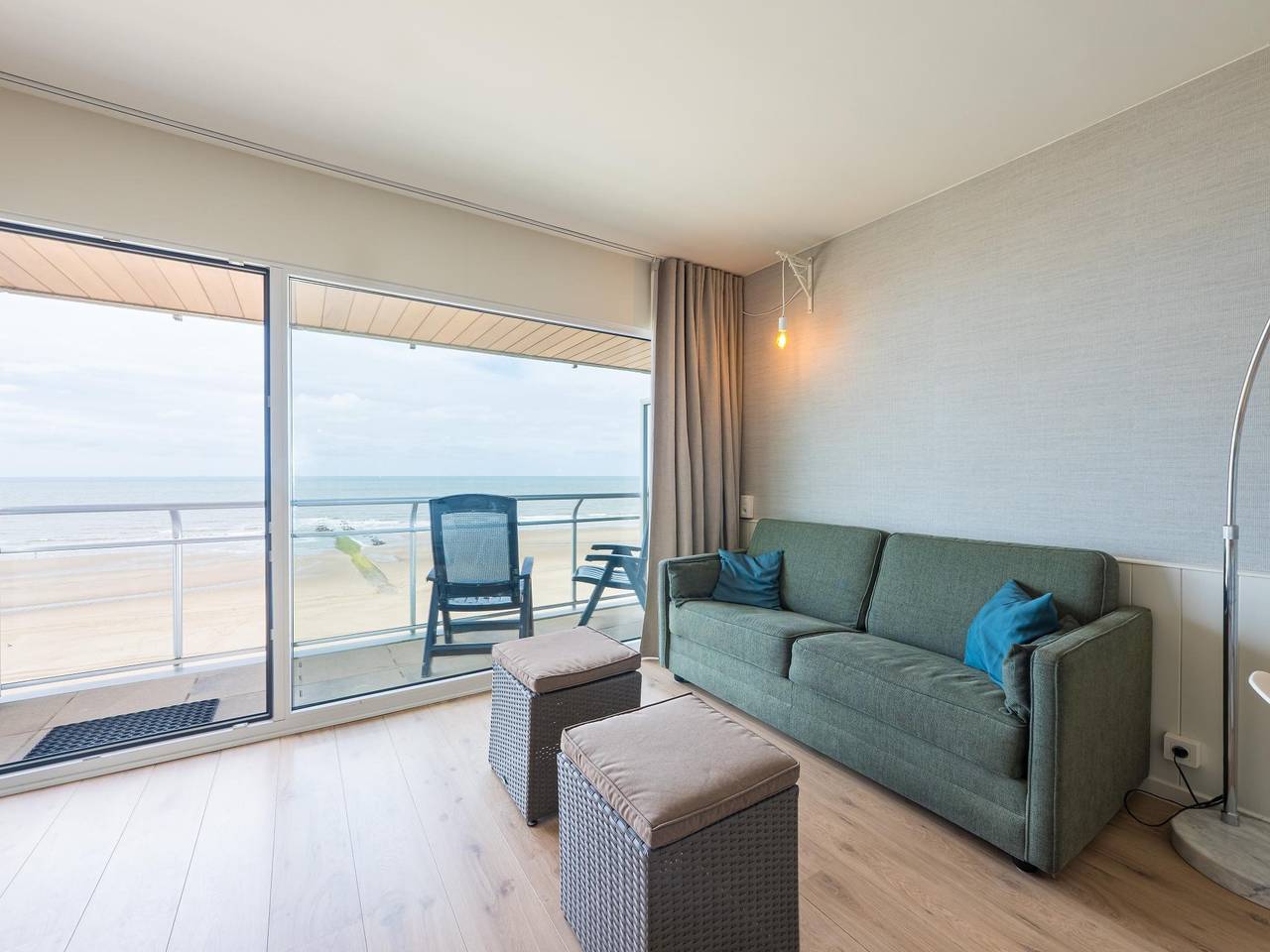 Modernes Studio mit Meerblick und Garage in Middelkerke, Belgische Küste