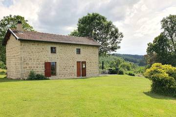 Location de vacances pour 4 personnes à Saint-Victor-Montvianeix