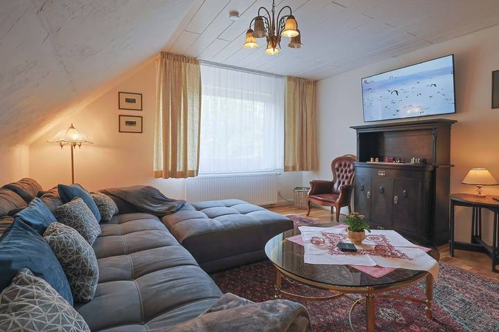 Ferienwohnung für 6 Personen, mit Terrasse und Garten in Holdorf