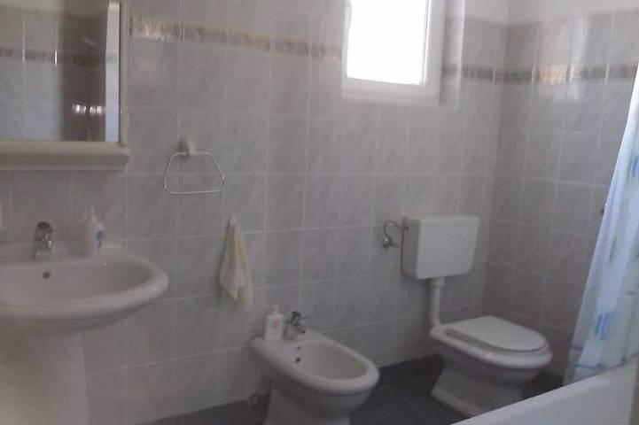 Ganze Wohnung, 1-Zimmer-Ferienwohnung mit Terrasse Cres in Cres Stadt, Cres