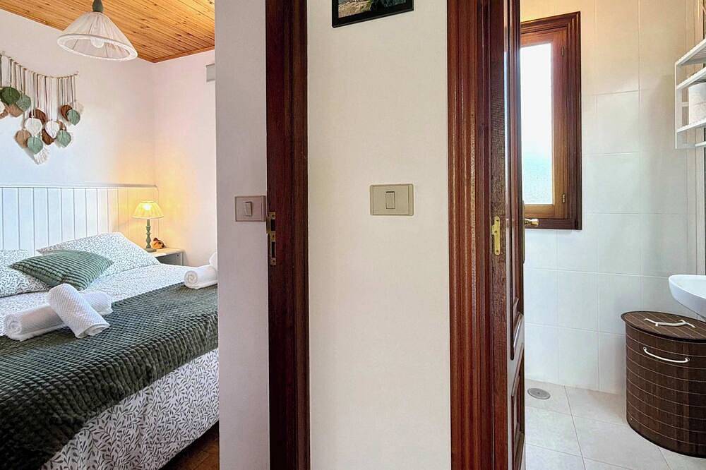 The Cliffs - Casa Alecrin in O Vicedo, Costa de Galicia