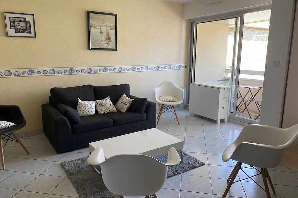 Appartement entier, Agréable appartement T1bis en plein centre de Saint Cast pour 2 personnes in Saint-Cast-le-Guildo, Région de Dinan