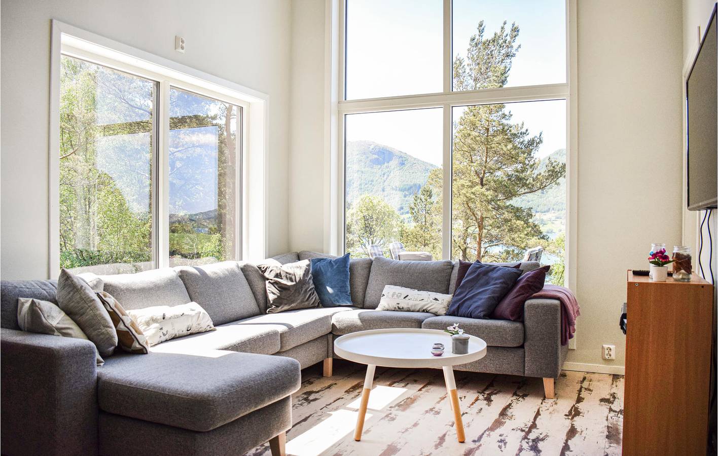 Ferienhaus für 10 Personen mit Terrasse in Etne