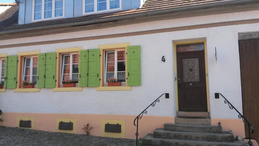Geheel appartement, Vakantiewoning 'Sternenhof' met wifi in Breisach (Kernstadt), Breisach am Rhein