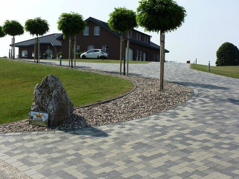Ganze Wohnung, Three-Bedroom Apartment in Rees, Niederrhein