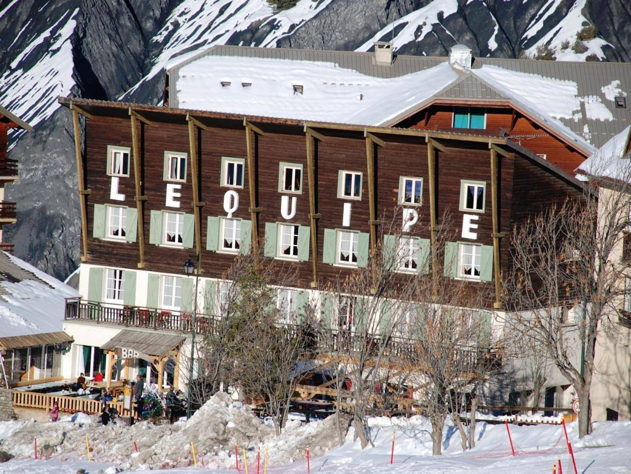 Hôtel l'Équipe in Le Sauze, Enchastrayes