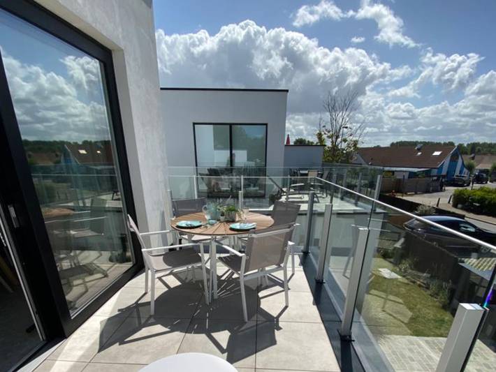 Ferienhaus für 4 Personen, mit Balkon und Terrasse sowie Garten in Bredene