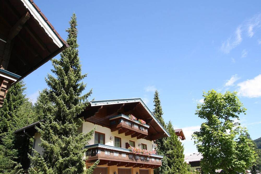 Ganze Wohnung, Wohnung in Kleinarl nahe Skilift in Kleinarl, Ski Amadé