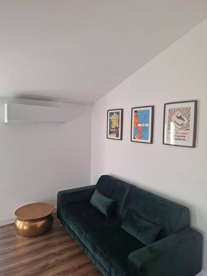 Gîte pour 2 personnes, avec jardin ainsi que balcon et vue à Hégenheim