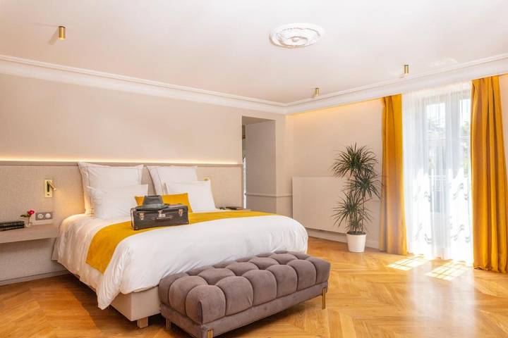 Hôtel pour 2 personnes, avec sauna et piscine ainsi que vue et jardin, animaux acceptés