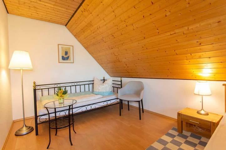 Ganze Wohnung, Fewo 6 links - Rügen-Fewo in Samtens, Rügen