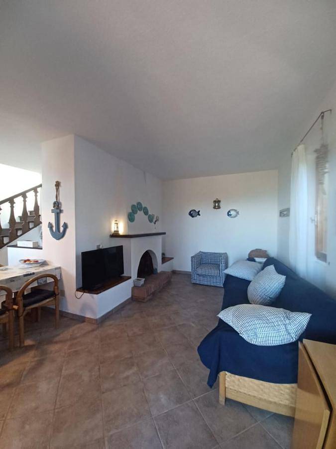 Two-Bedroom House in Isola del Giglio