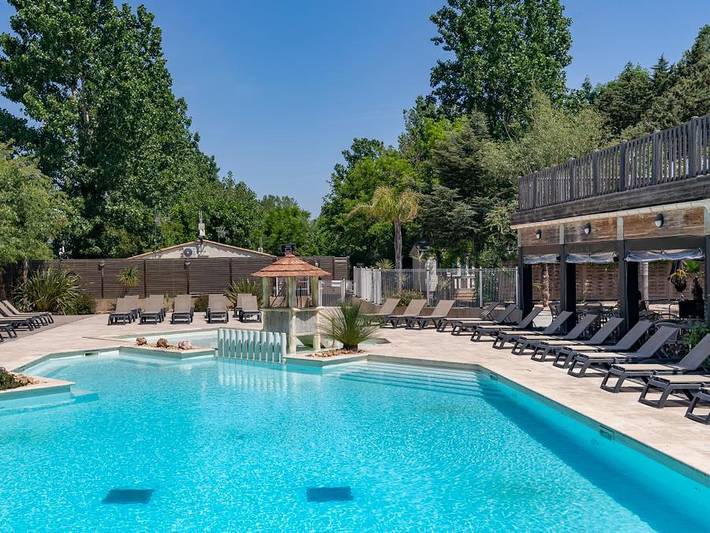 Camping pour 4 personnes, avec Bassin pour enfant à Fréjus