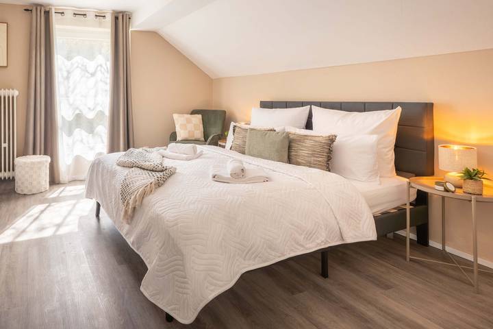 Location de vacances pour 26 personnes, avec jacuzzi ainsi que jardin et sauna, animaux acceptés à Bendorf - 4