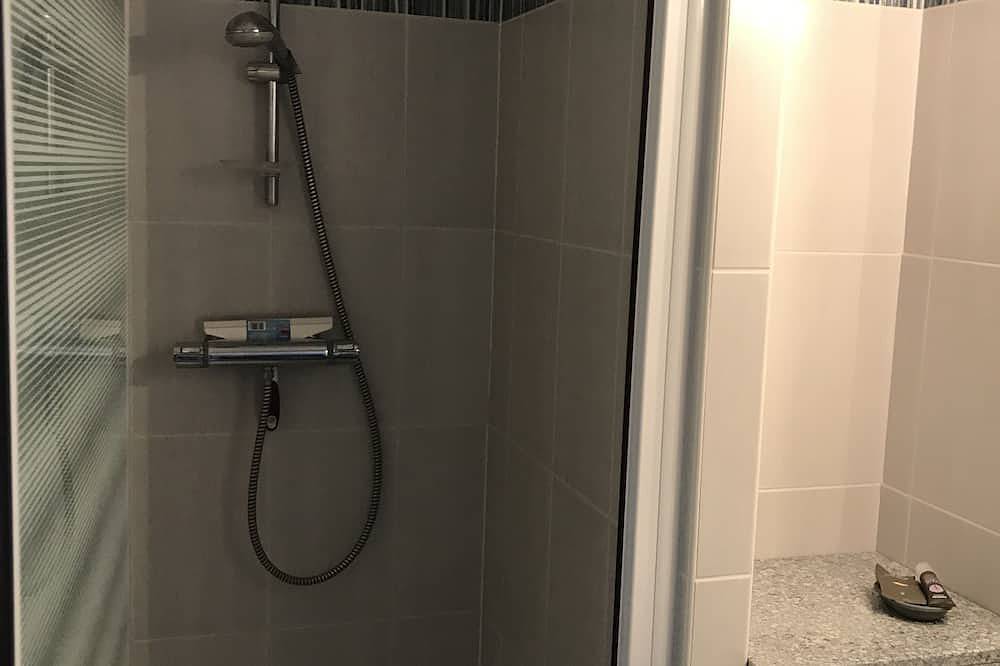 Entire apartment, T2 apartment facing port in Ciboure, Bayonne region