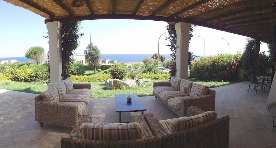 Villa per 6 persone, con Terrazza e Giardino nonché Panorama a Santa Cesarea Terme