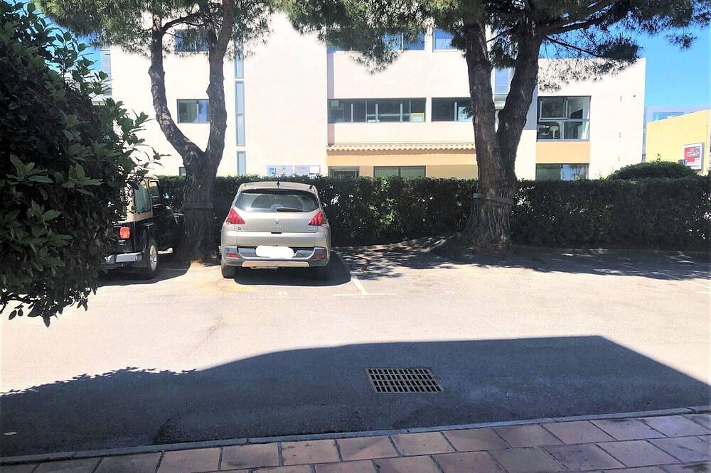 Geheel appartement, Studio Moderne 4 Pers - Vue mer Plage Panoramique in Saint-Laurent-du-Var, Cannes regio