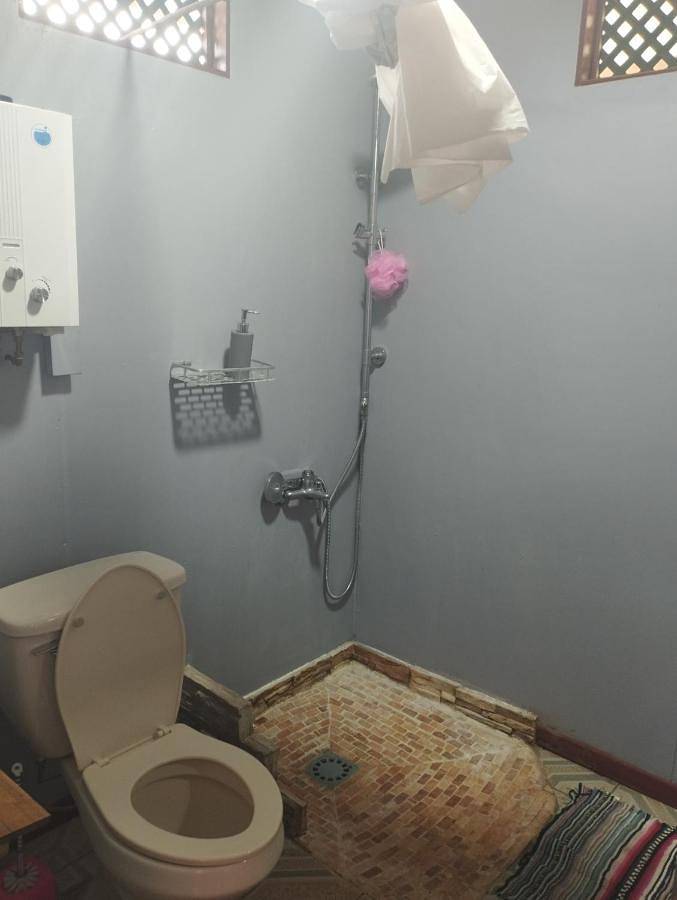 Location de vacances pour 2 personnes, avec terrasse et jardin dans Fare - 2