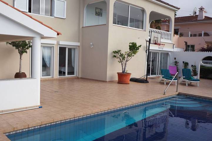 Ferienhaus für 7 Personen, mit Garten und Terrasse