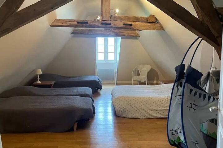 Gîte pour 8 personnes, avec jardin à Issac - 3