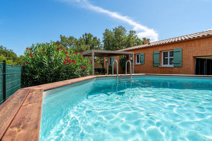 Maison de vacances pour 8 personnes, avec Jardin dans le Gard - 2