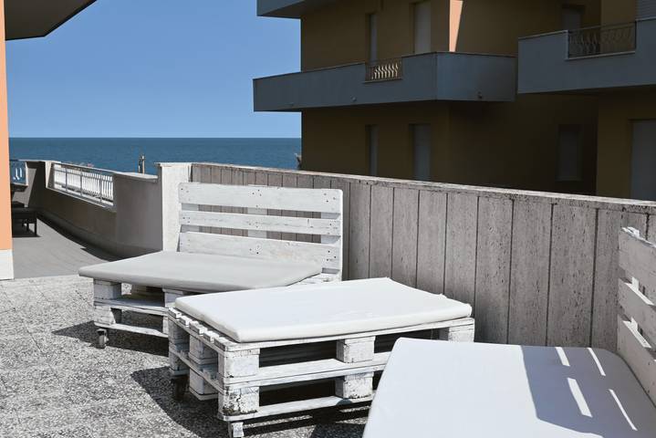 Entire apartment, P093 - Porto Recanati, new sea front apartment with a terrace in Porto Recanati, Adriatic Coast Marken