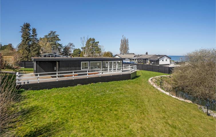 Ferienhaus für 6 Personen, mit Terrasse und Garten - 1