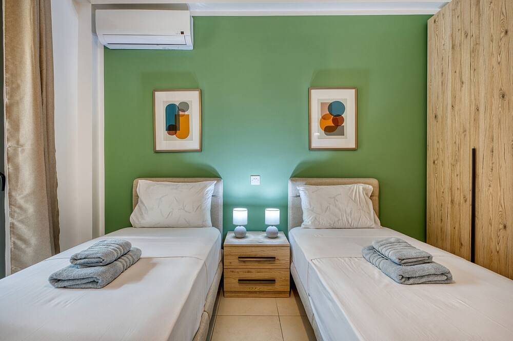 Geheel appartement, Spacious 2 bedroom apartment in Spinola Bay Cgre1-1 in Paceville, San Giljan