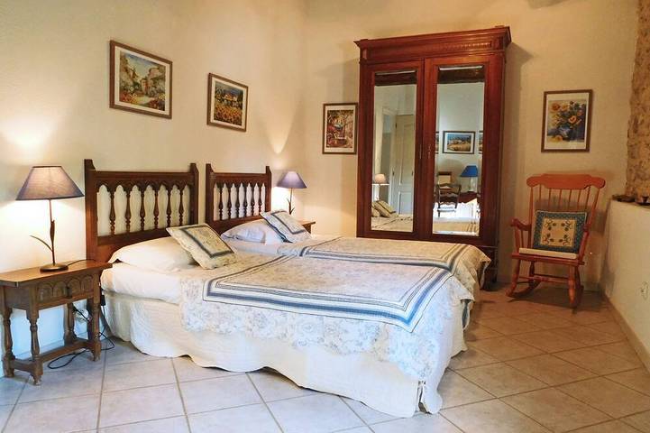 Location de vacances pour 6 personnes, avec jardin et piscine à Nizas - 4