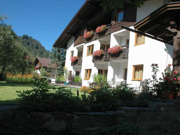 Ferienwohnung für 2 Personen, mit Balkon und Garten in Tannheimer Tal - 2
