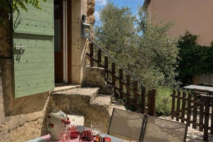 Location de vacances pour 5 personnes, avec jardin à Moissac-Bellevue