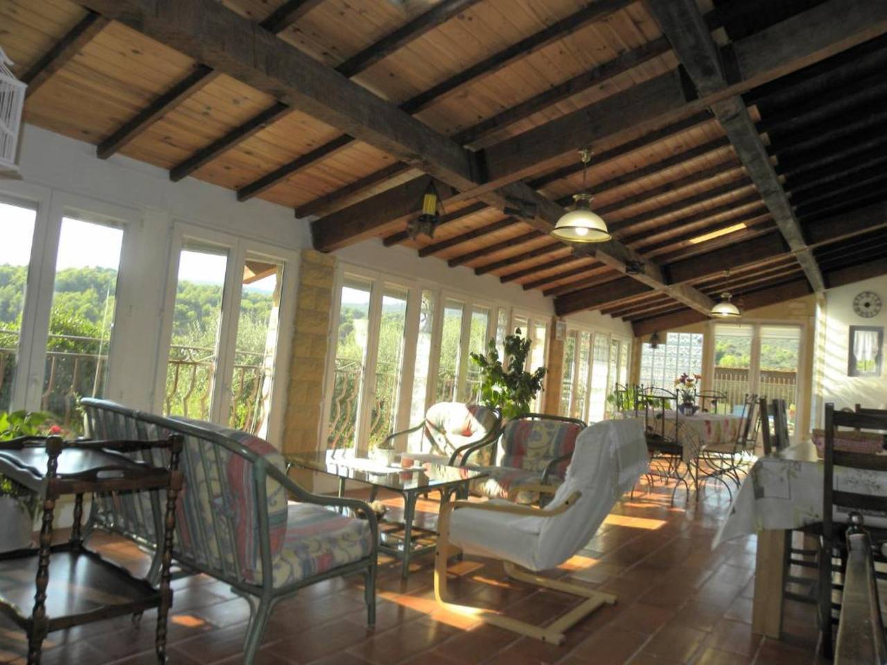 Villa "Les Vallons" con piscina privada, jardín y Wi-Fi in Lioux, Parque natural regional del Luberon