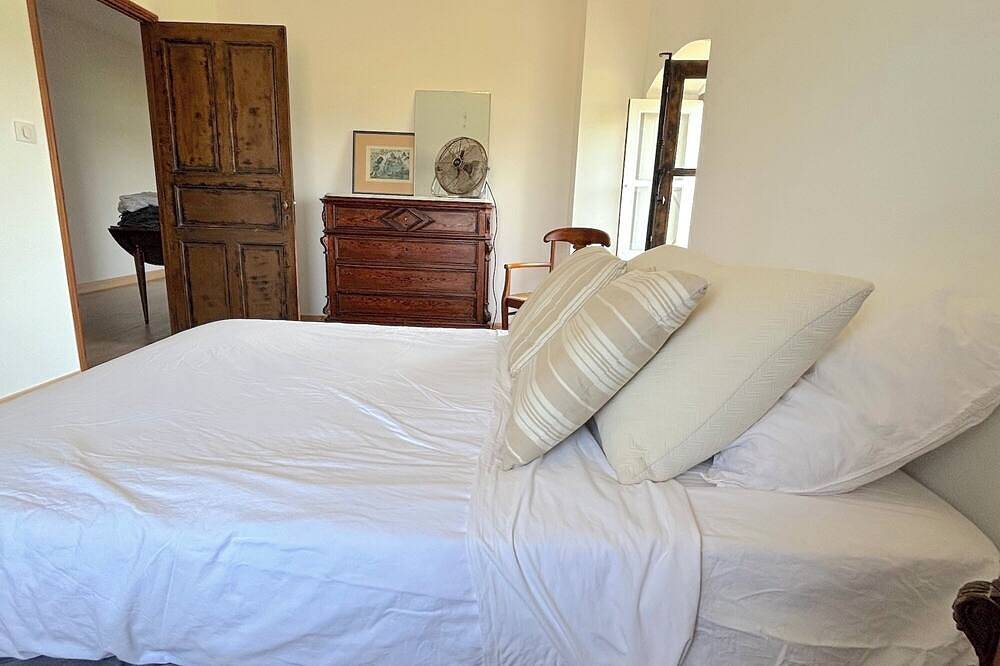 Ganze Wohnung, L'appartement Montenosa in Aléria, Corte und Umgebung