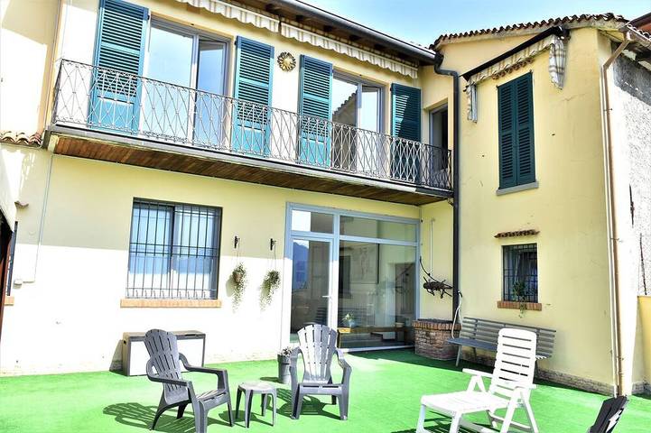 Ferienhaus für 8 Personen, mit Balkon und Garten am Iseosee