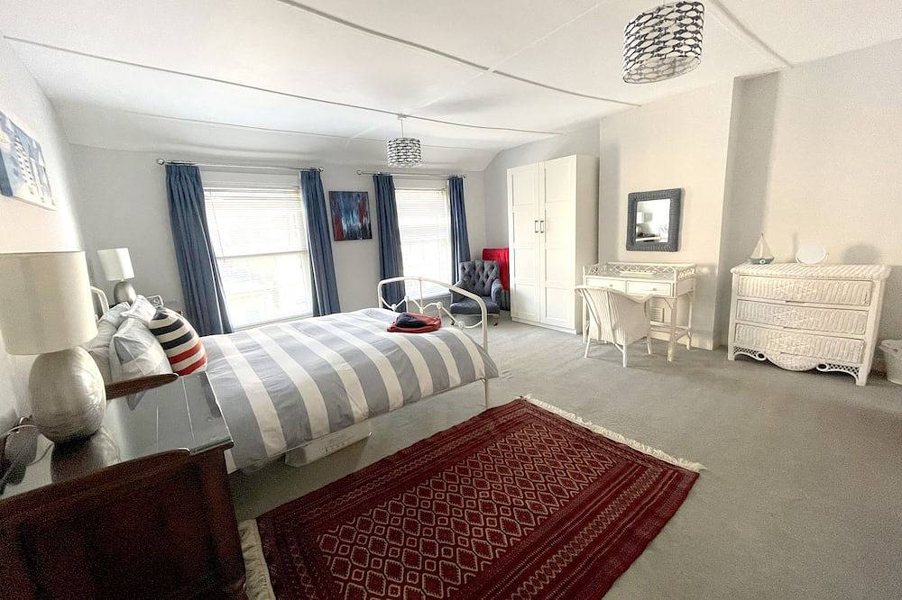 Just 50 meters from the pebble beach in Deal, Kent