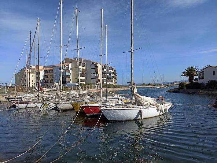 Appartement de vacances pour 5 personnes, avec vue ainsi que piscine et vue sur le lac