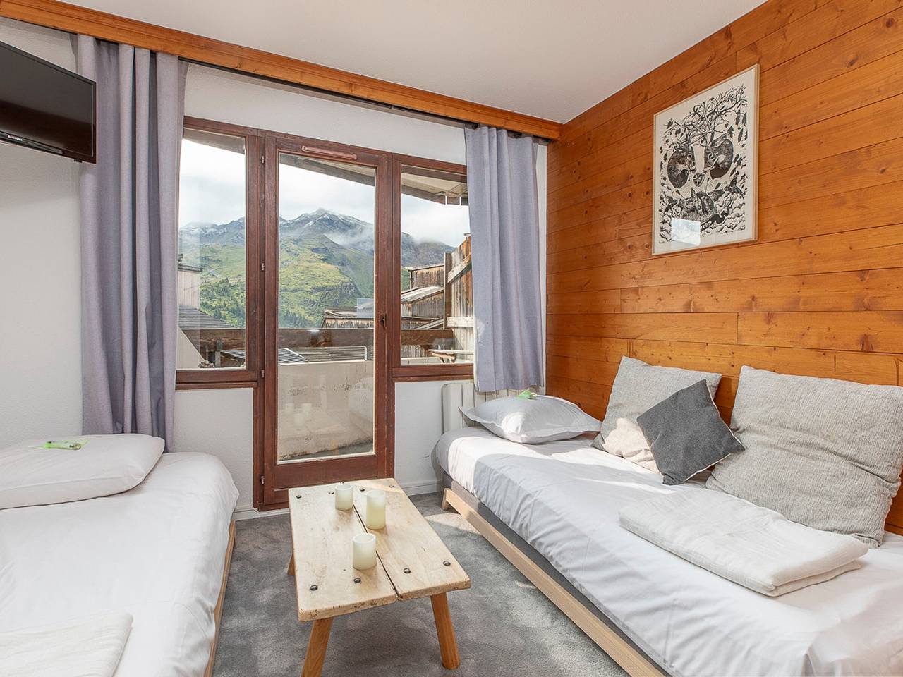 Studio entier, Studio cabine confortable pour 4 à Avoriaz, balcon plein sud in Morzine, Les Portes du Soleil