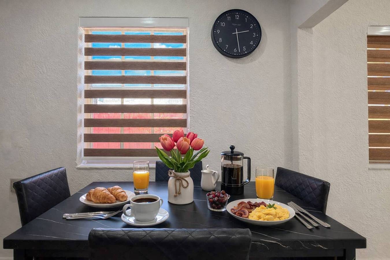 Modern & Central · Miami · Free Parking & Wifi in Miami, Florida